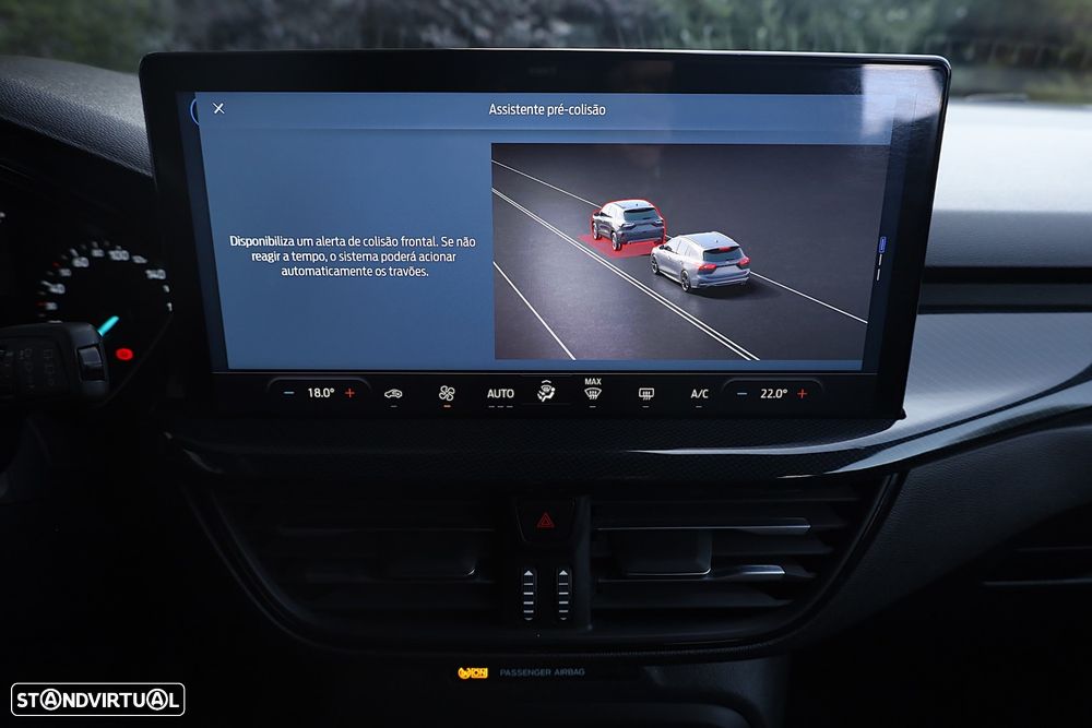 Ford Focus SW 1.0 EcoBoost MHEV ST-Line X - 29