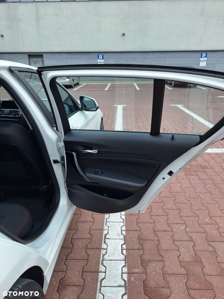 BMW Seria 1 118i Sport Line Shadow - 18