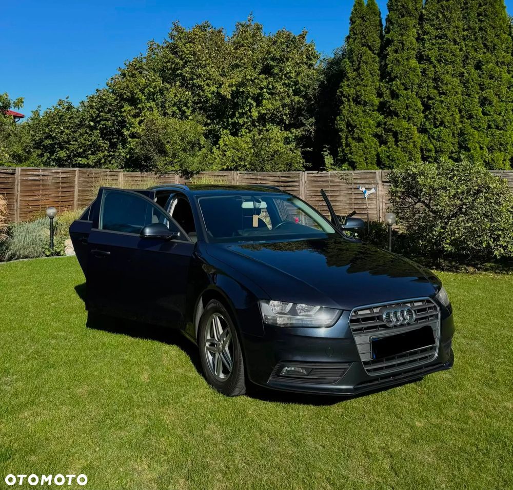 Audi A4 Avant 2013 photo 4