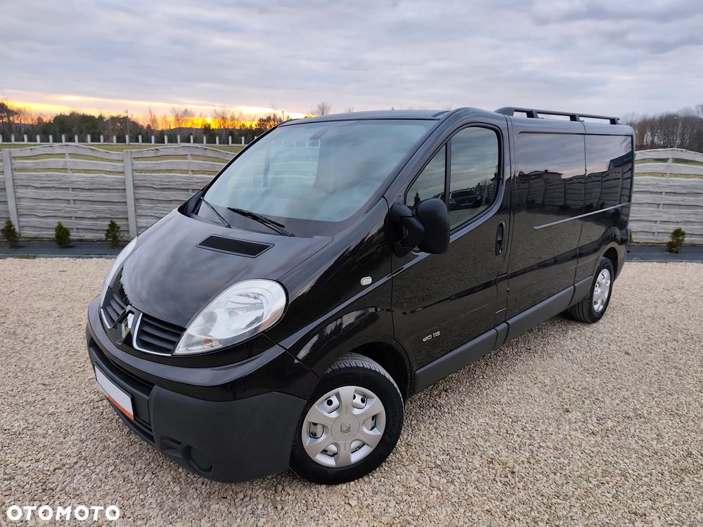 Renault Trafic - 1
