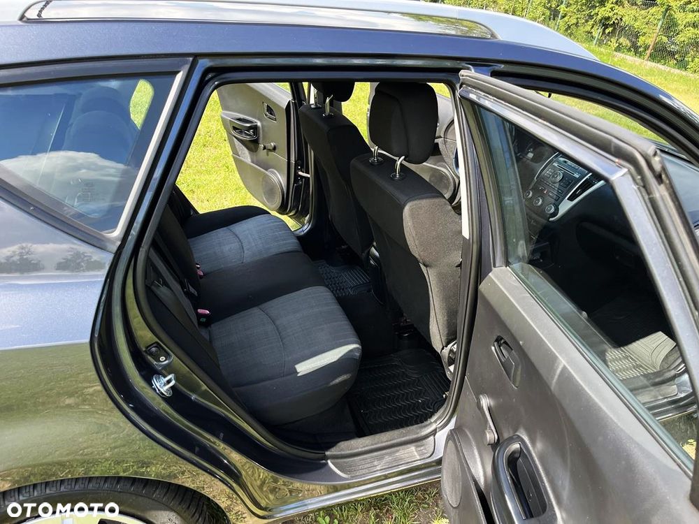 Kia Ceed - 9