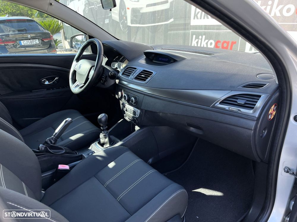 Renault Mégane 1.5 dCi Confort SS - 26