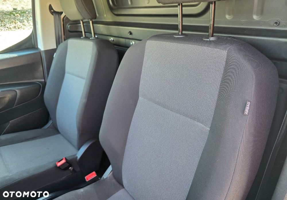 Toyota Proace City - 11
