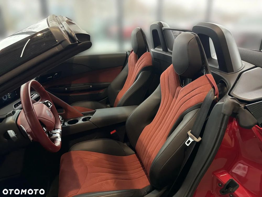 MG Cyberster 77kWh AWD Czarny Dach - 11
