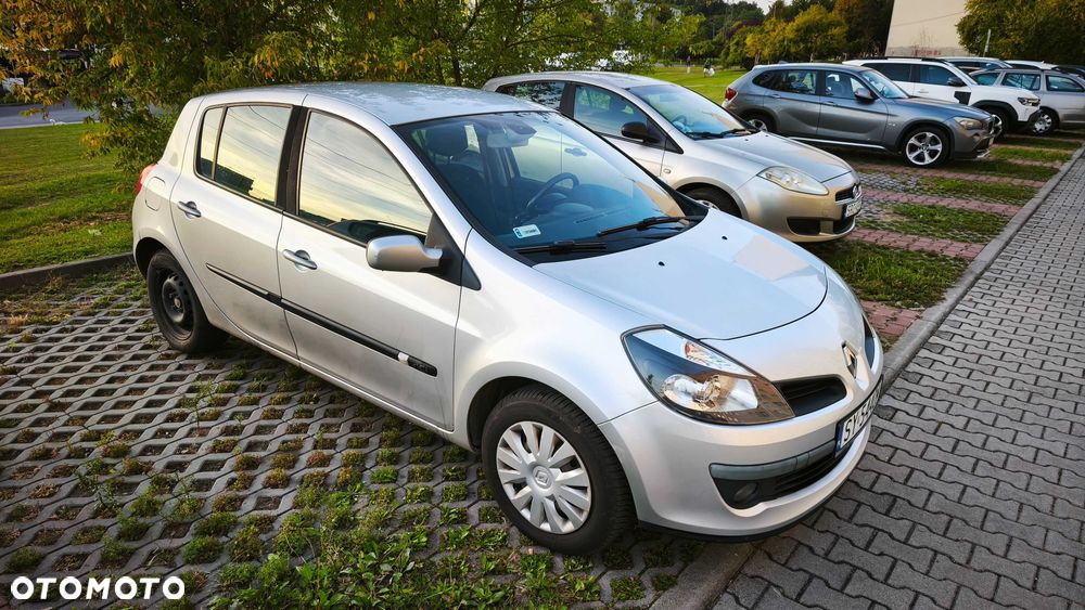 Renault Clio - 2