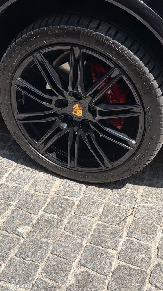 Porsche Cayenne S - 3