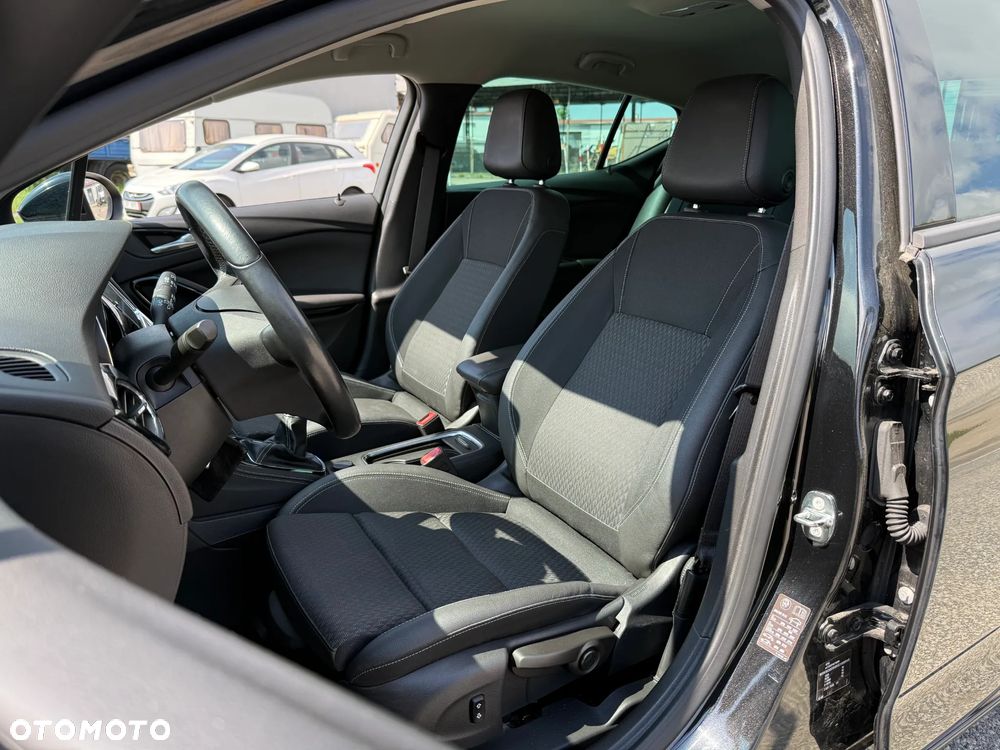 Opel Astra 1.4 Turbo Start/Stop Dynamic - 4