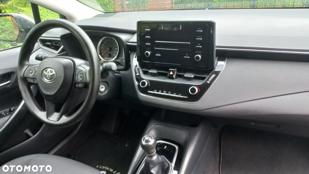 Toyota Corolla - 15