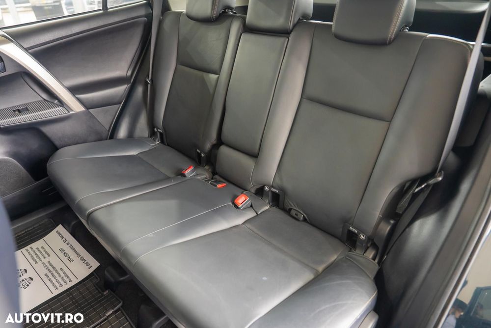 Toyota RAV4 - 25
