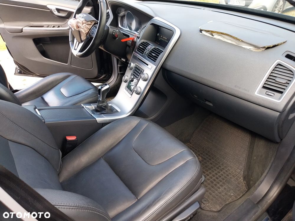 Volvo XC 60 - 13