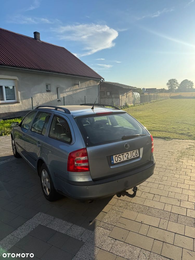 Skoda Octavia 1.6 Classic - 8