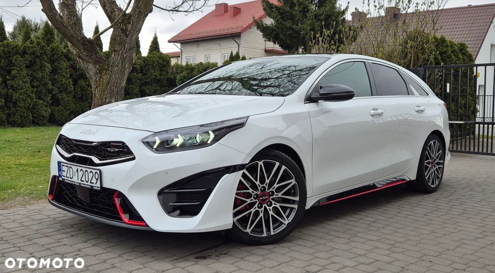 Kia ProCeed 1.6 T-GDI GT DCT - 3