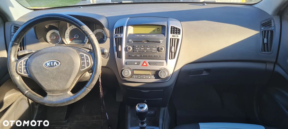 Kia Ceed 1.6 Crdi Comfort - 21