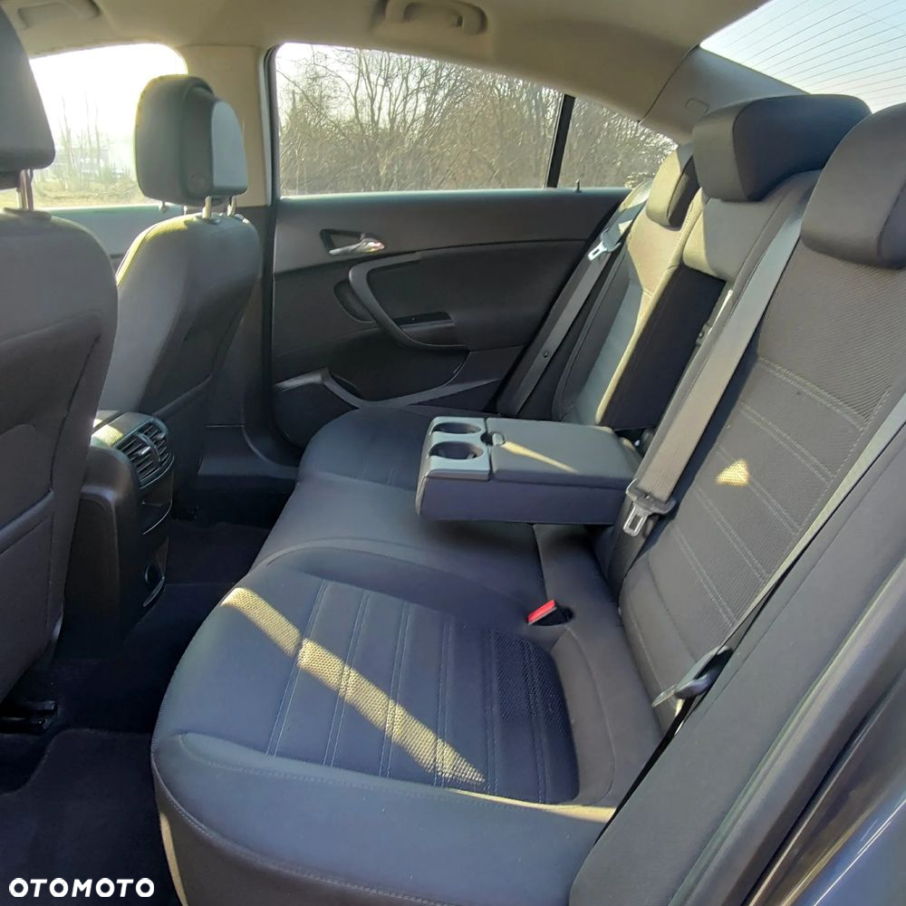 Opel Insignia 1.8 Cosmo - 9