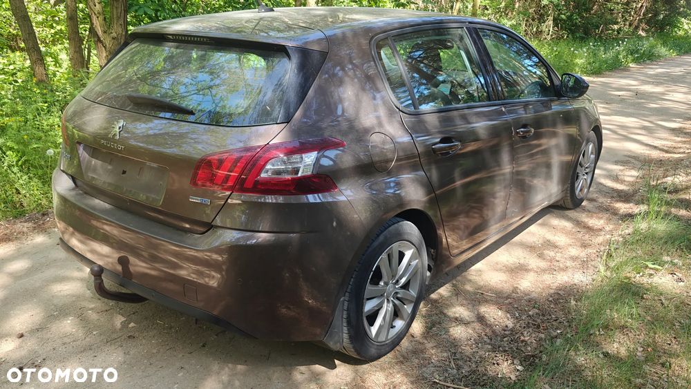 Peugeot 308 2.0 Blue HDi Allure S&S - 3