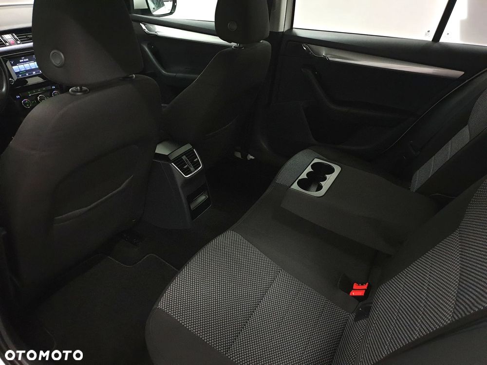 Skoda Octavia 2.0 TDI Style - 22