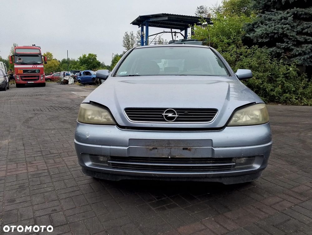 Opel Astra G (03r.) 1.7 CDTI 80KM. Silnik Z17DTL Skrzynia M79/F17 W355  lakier 4AU.Cały na części. GWARANCJA !!!  Przód Tył Zestaw Komplet Drzwi Klapa Zderzak Błotnik Maska Grill Atrapa Szyba Pas Lampa Lusterko Boczki Fotel Kanapa Kokpit Deska Rozdzielcza Przełącznik Włącznik Sterownik Przewody Wiązka Instalacja Moduł Komputer Czujnik Listwa Pompa Alternator Wtryski Głowica Rozrusznik Kompresor Sprzęgło Dwumas Silnik Skrzynia ABS Klimatyzacji Paliwa Wspomagania Kolektor Turbina Przepustnica Zawór Chłodnica Koło Hak Belka Sanki Zawieszenie Mcpherson Półoś Amortyzator Wydech Tłumik Zacisk Most - 3