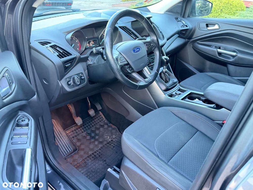 Ford Kuga - 22