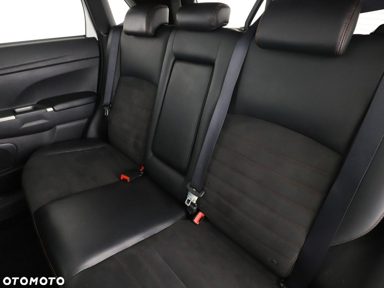 Mitsubishi ASX 2.0 2WD CVT Intro Edition+ - 17