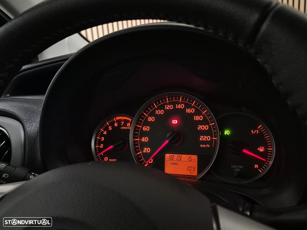 Toyota Yaris 1.0 VVT-i Comfort+P.Style - 19