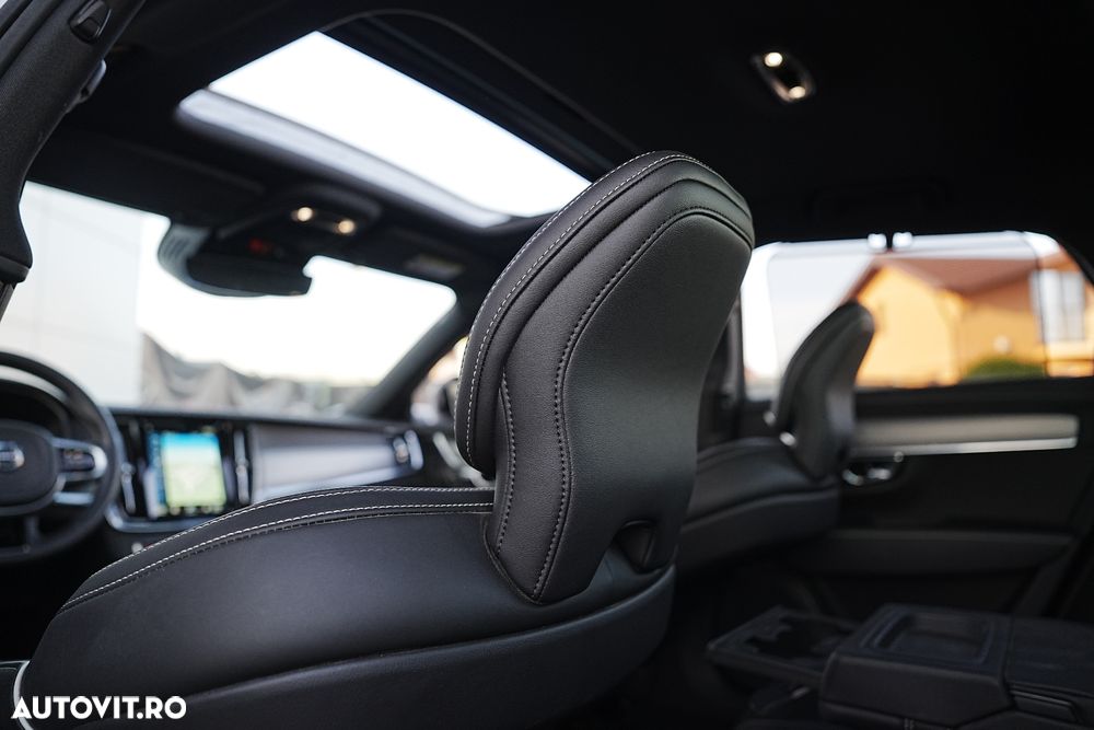 Volvo S90 T8 Twin Engine AWD Geartronic R Design - 33