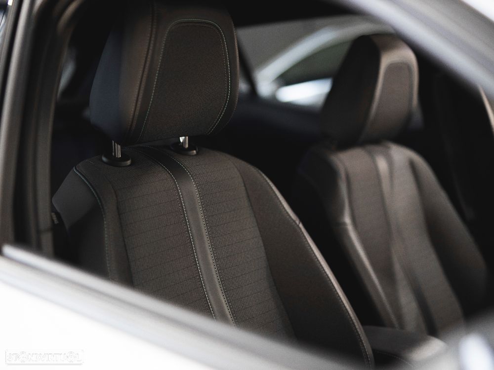 Peugeot e-2008 Allure Pack - 21