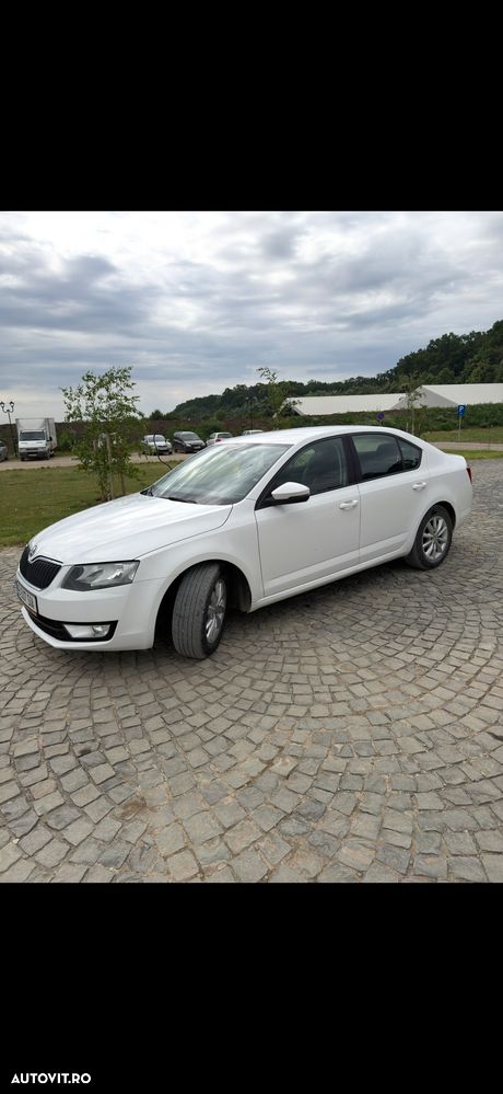 Skoda Octavia 1.6 TDI Style - 2