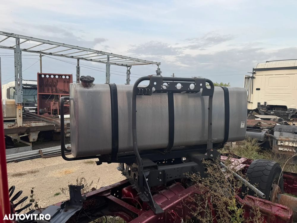 Rezervor Camion pentru montaj deasupra sasiului NOU Aluminiu - 1