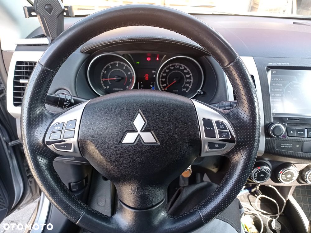 Mitsubishi Outlander 2.0 Intense NAVI 2WD EU5 - 36