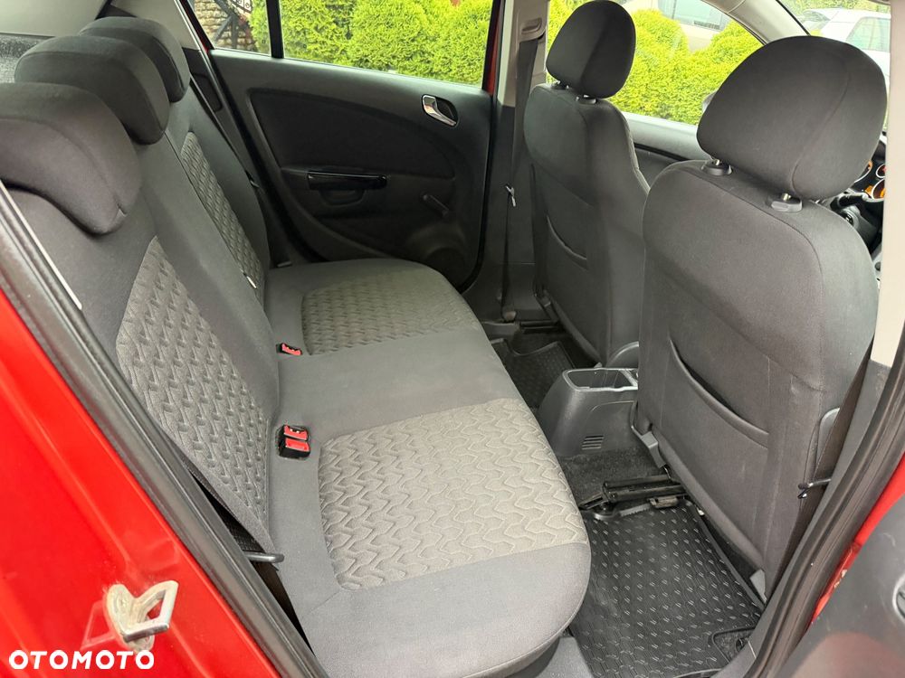 Opel Corsa 1.4 16V Active - 13