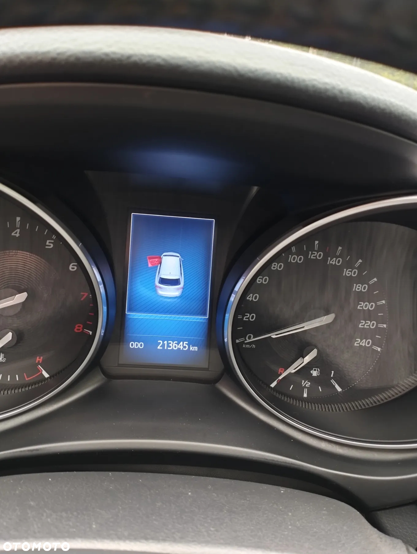 Toyota Avensis 2.0 Premium MS - 15