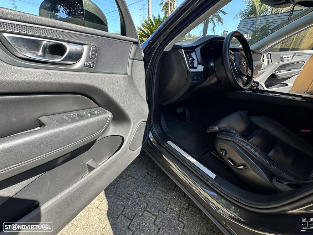 Volvo XC 60 2.0 D4 Inscription Geartronic - 38