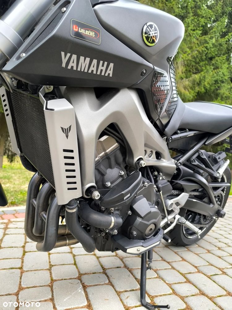 Yamaha MT - 19