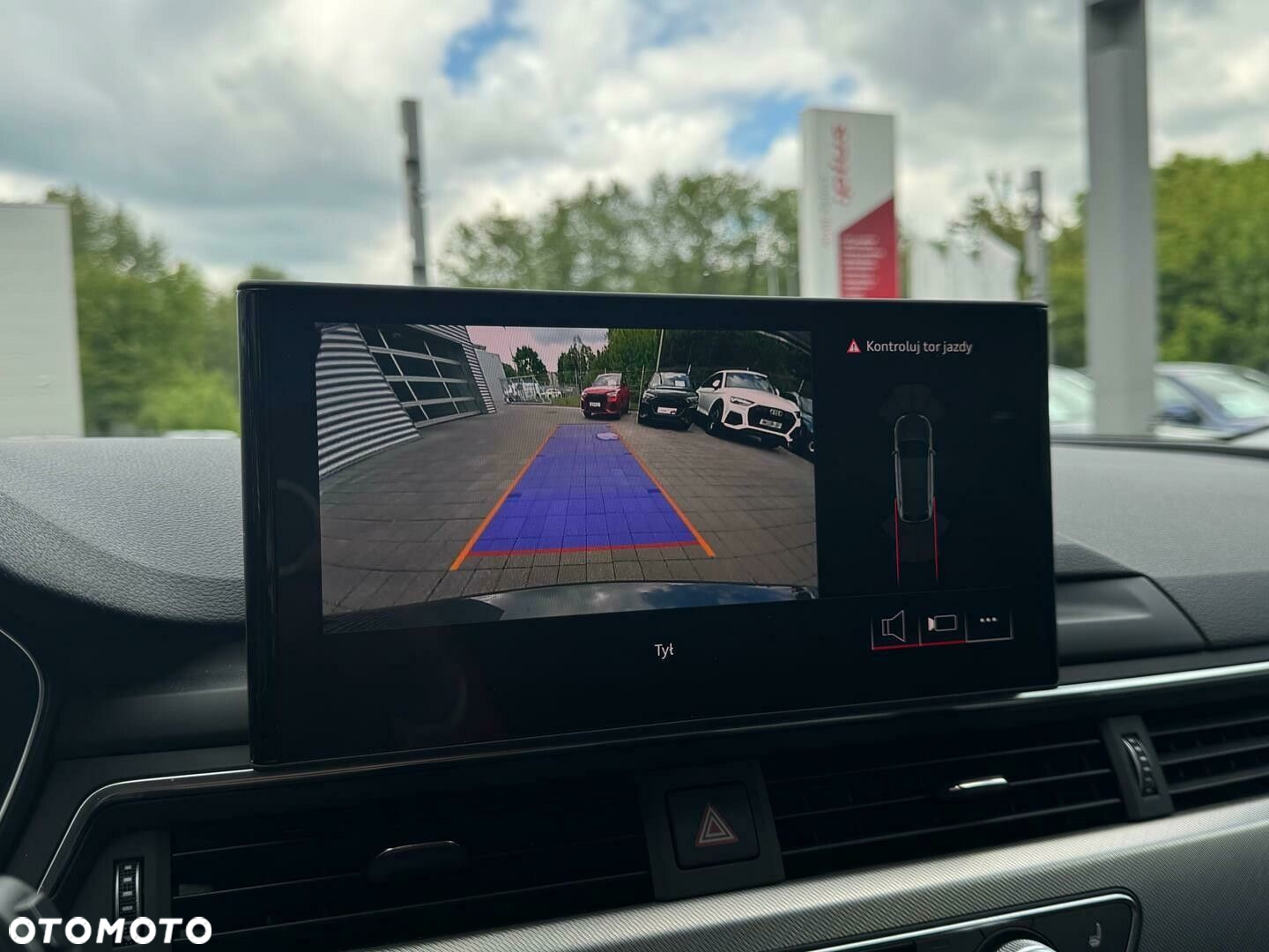 Audi A4 - 24