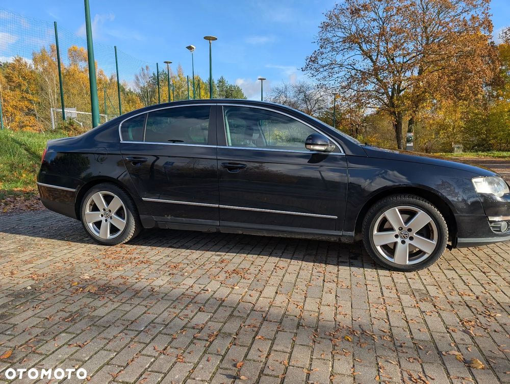 Volkswagen Passat 2.0 FSI Highline - 1