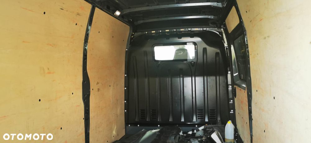Renault Master - 18