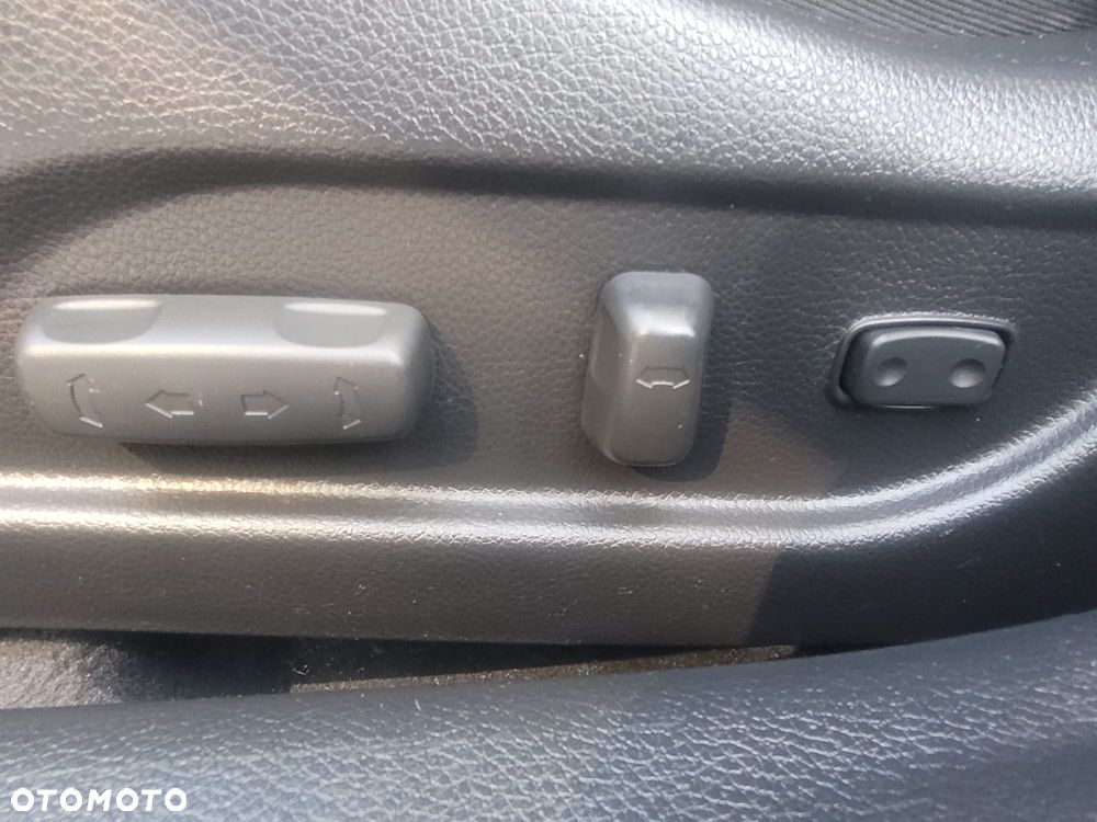 Hyundai i40 Kombi blue 1.7 CRDi DCT Premium - 34