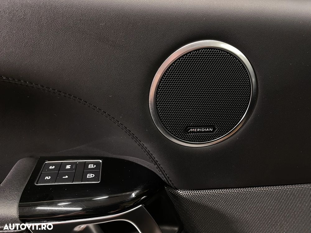 Land Rover Range Rover Sport 3.0 I6 D250 MHEV HSE Dynamic Stealth - 29