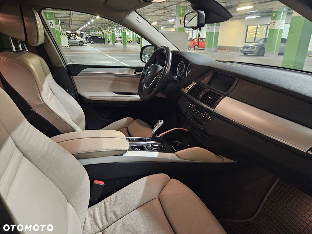 BMW X6 - 9