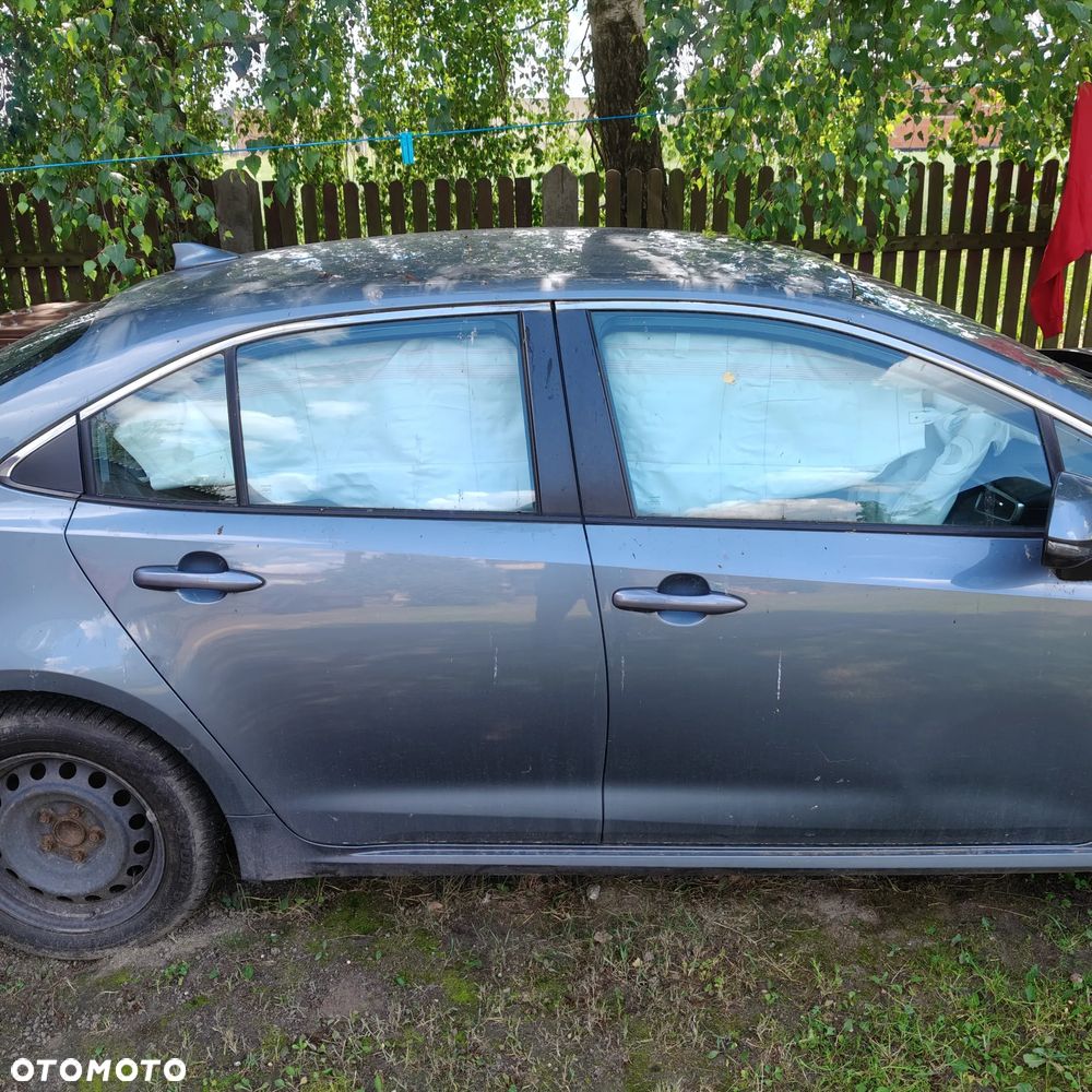 Toyota Corolla 1.6 Comfort - 4
