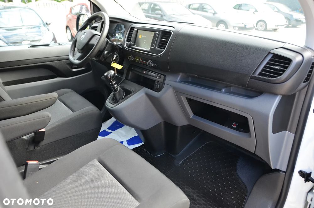 Opel Vivaro Kombi Long 2,8t Enjoy - 30