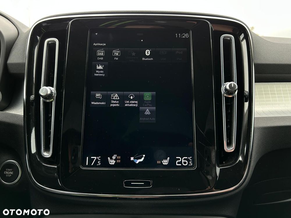 Volvo XC 40 T3 Momentum - 31