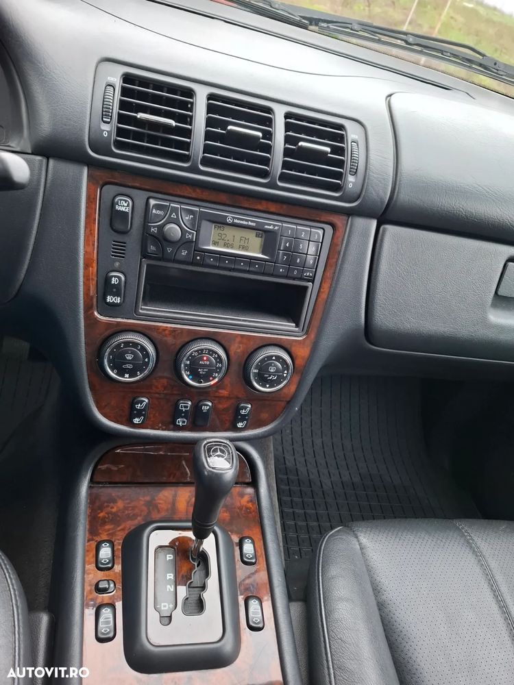 Mercedes-Benz ML - 10