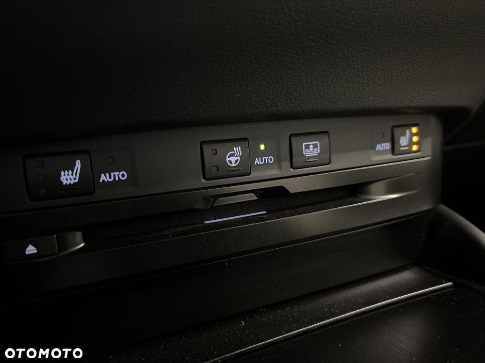 Lexus ES 300h F Sport Edition - 26