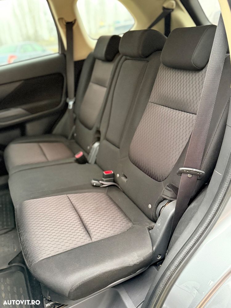 Mitsubishi Outlander 2.2 DI-D AS&G 6MT 4WD Invite A01 - 12