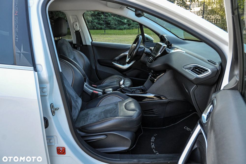 Peugeot 2008 - 12