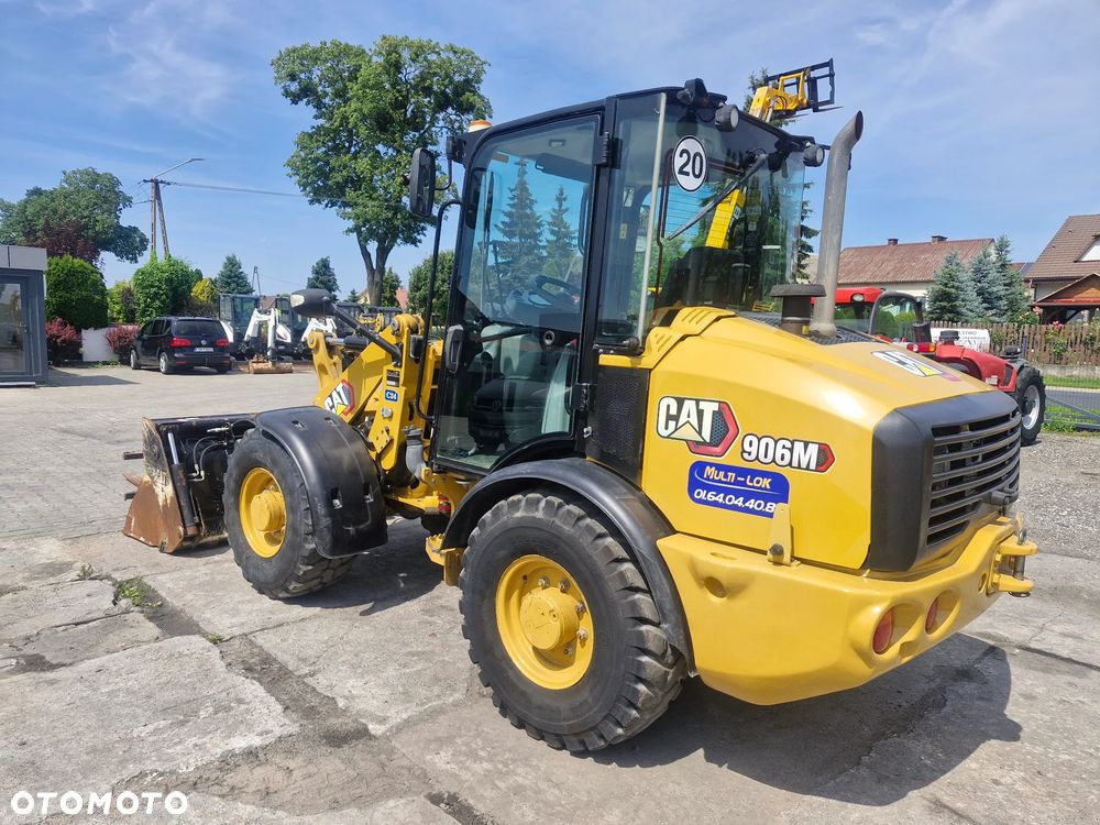 Caterpillar 906M - 2