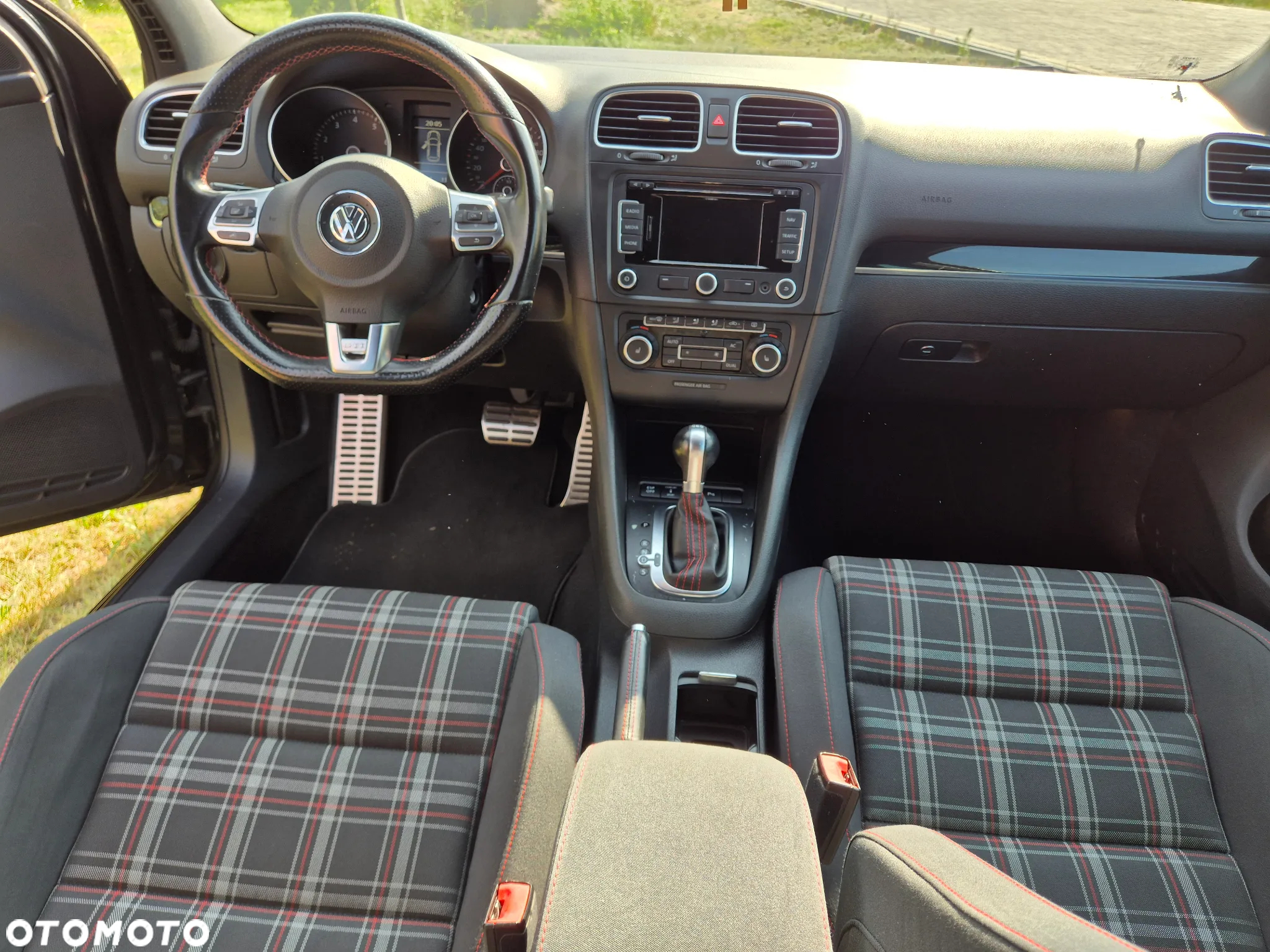 Volkswagen Golf VI 2.0 TSI GTI DSG - 8