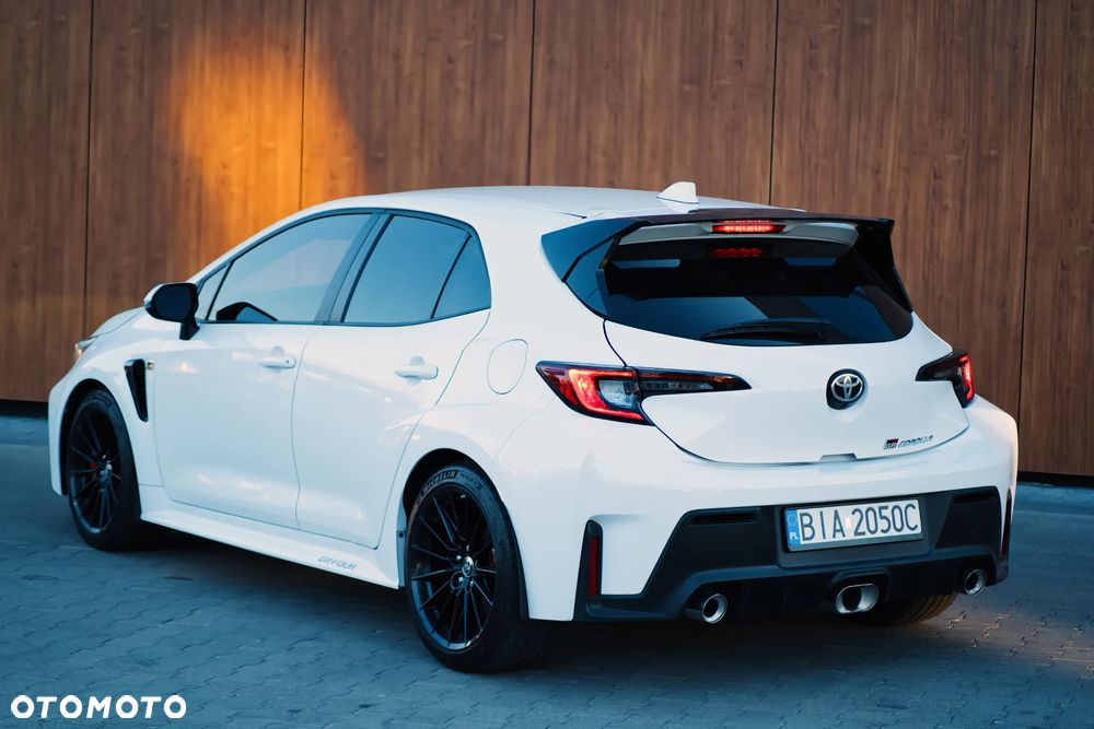 Toyota Corolla - 3