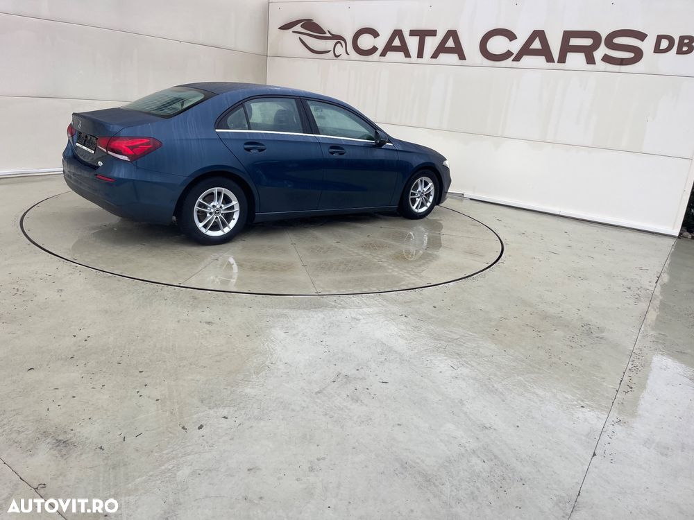 Mercedes-Benz A 180 d Sedan Aut. - 16